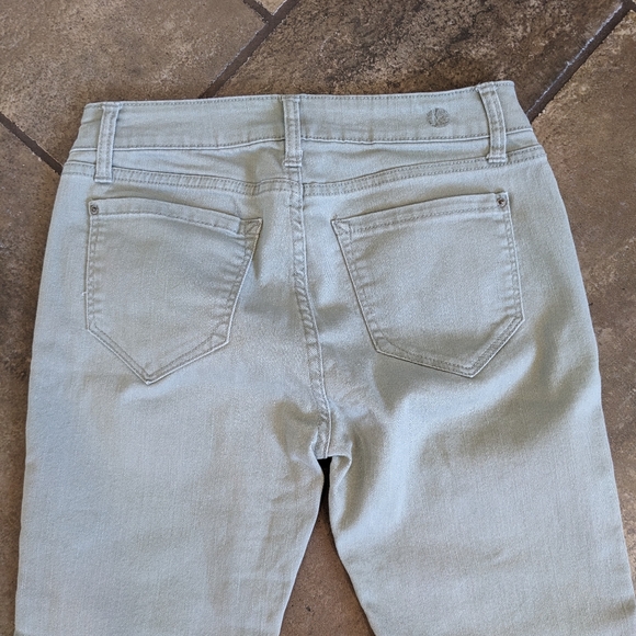 Kensie Jeans Straight Leg Stretch Size 4 Light Sage Green - Picture 7 of 11